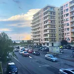 Heart Of Summerland Apartamento