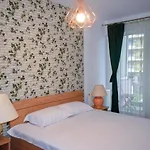 Heart Of Summerland Apartment Mamaia