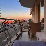 Heart Of Summerland * Mamaia